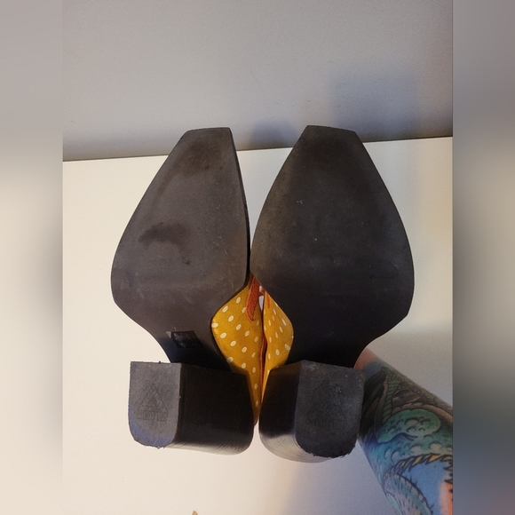 Fluevog Signature Dali Contrast Lace Up Shoes, VGUC, size 9 - Picture 12 of 13